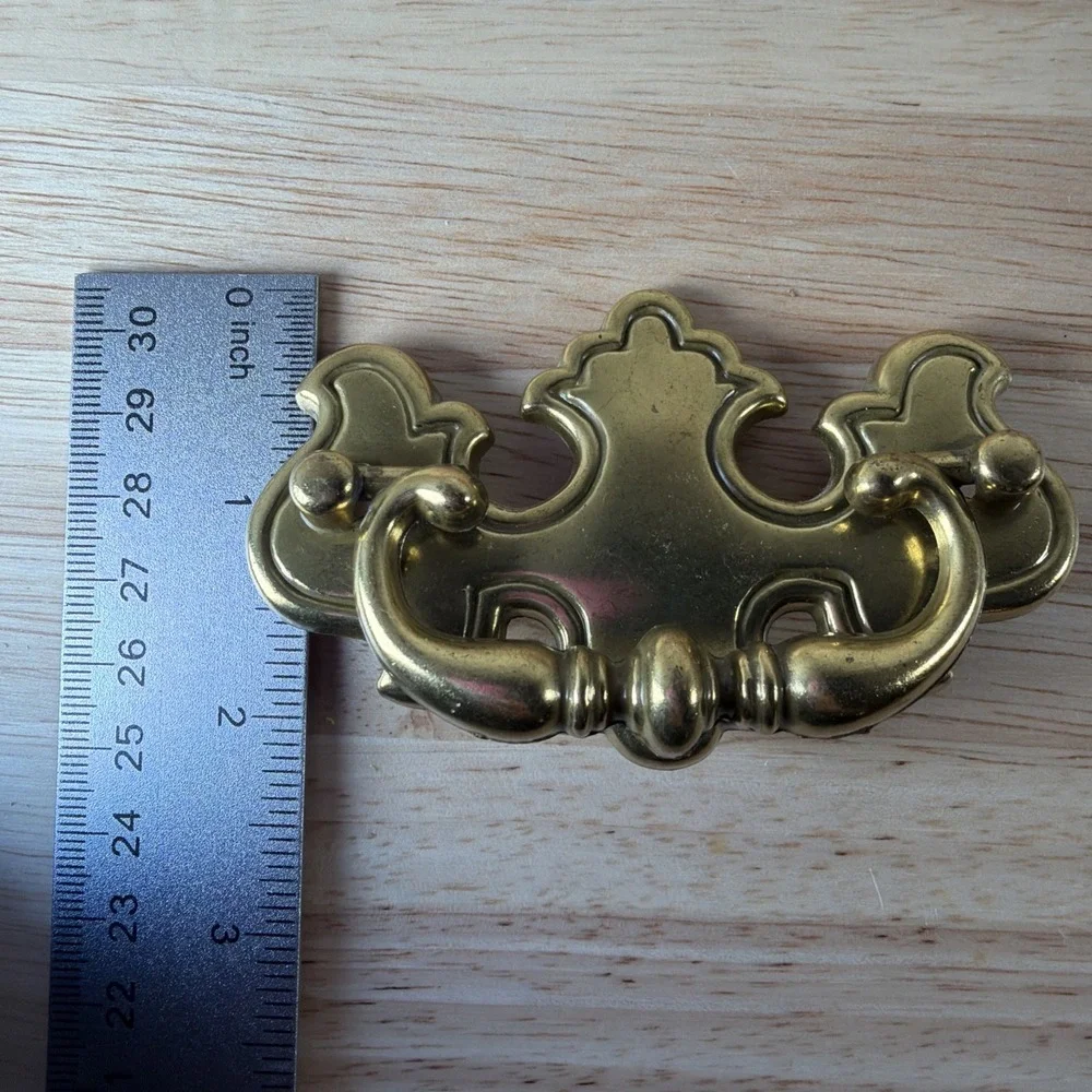 Lot of 12 Vintage 1985 Ilco UNICAN, INC. Canada Brass Drawer Pull 3.5